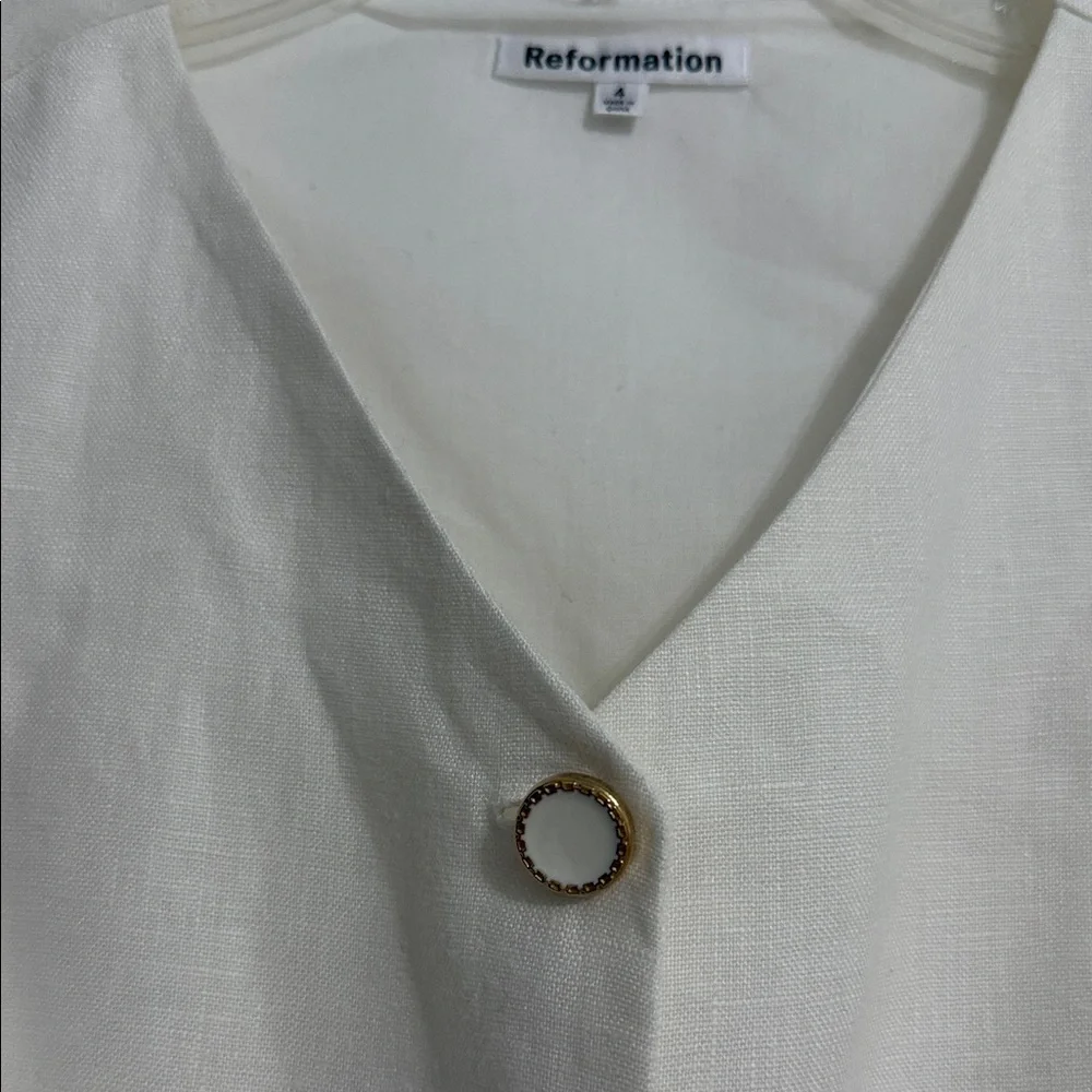 Reformation Ivory Linen Button-Front Vest Top